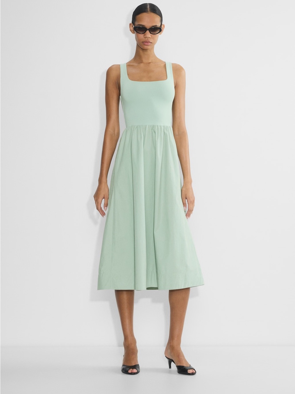 Aritzia Babaton Revive Poplin Dress